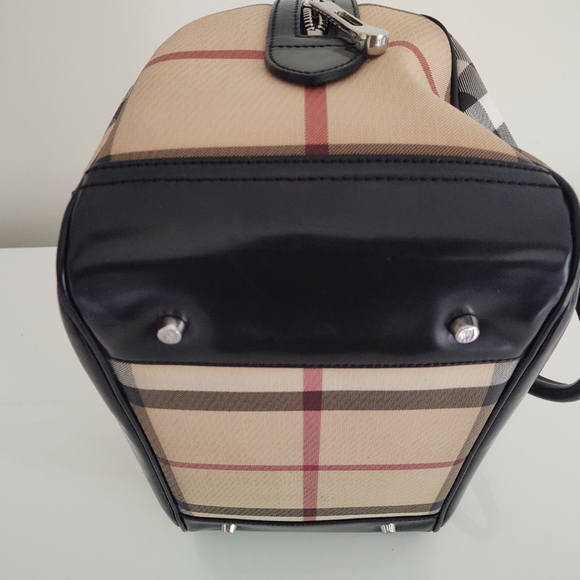 Burberry Supernova Medium Handbag - Picture 8 of 12